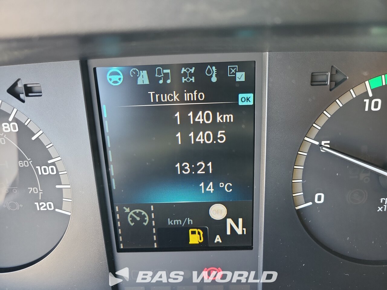 Other : Mercedes Arocs 3746 مضخة أسمنت