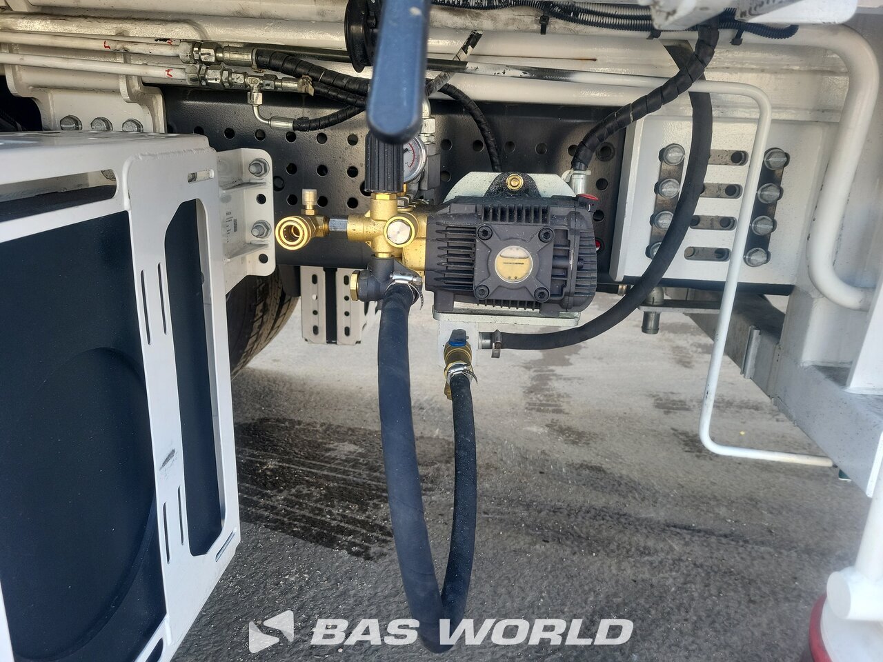 Other : Mercedes Arocs 3746 مضخة أسمنت
