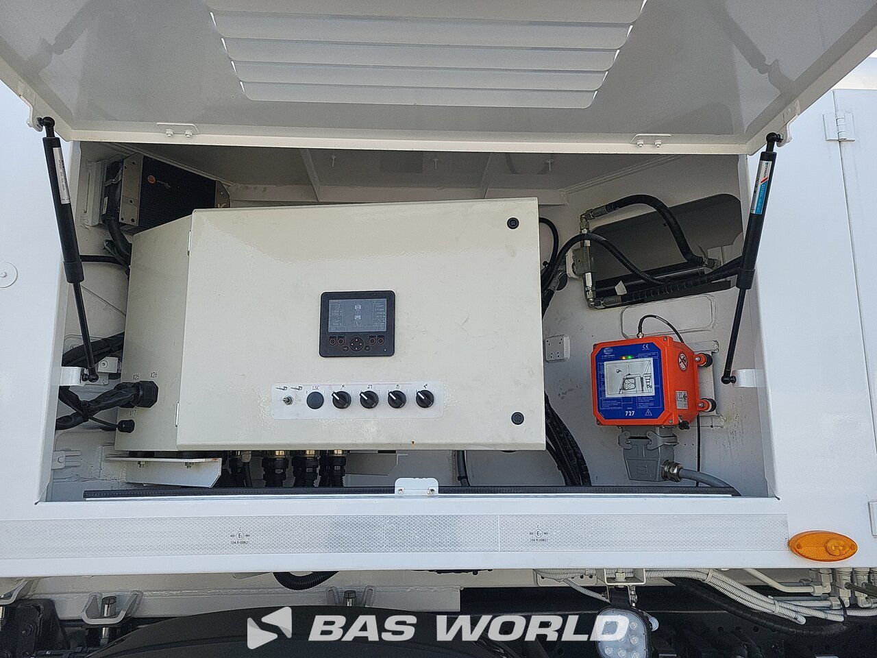 Other : Mercedes Arocs 3746 مضخة أسمنت