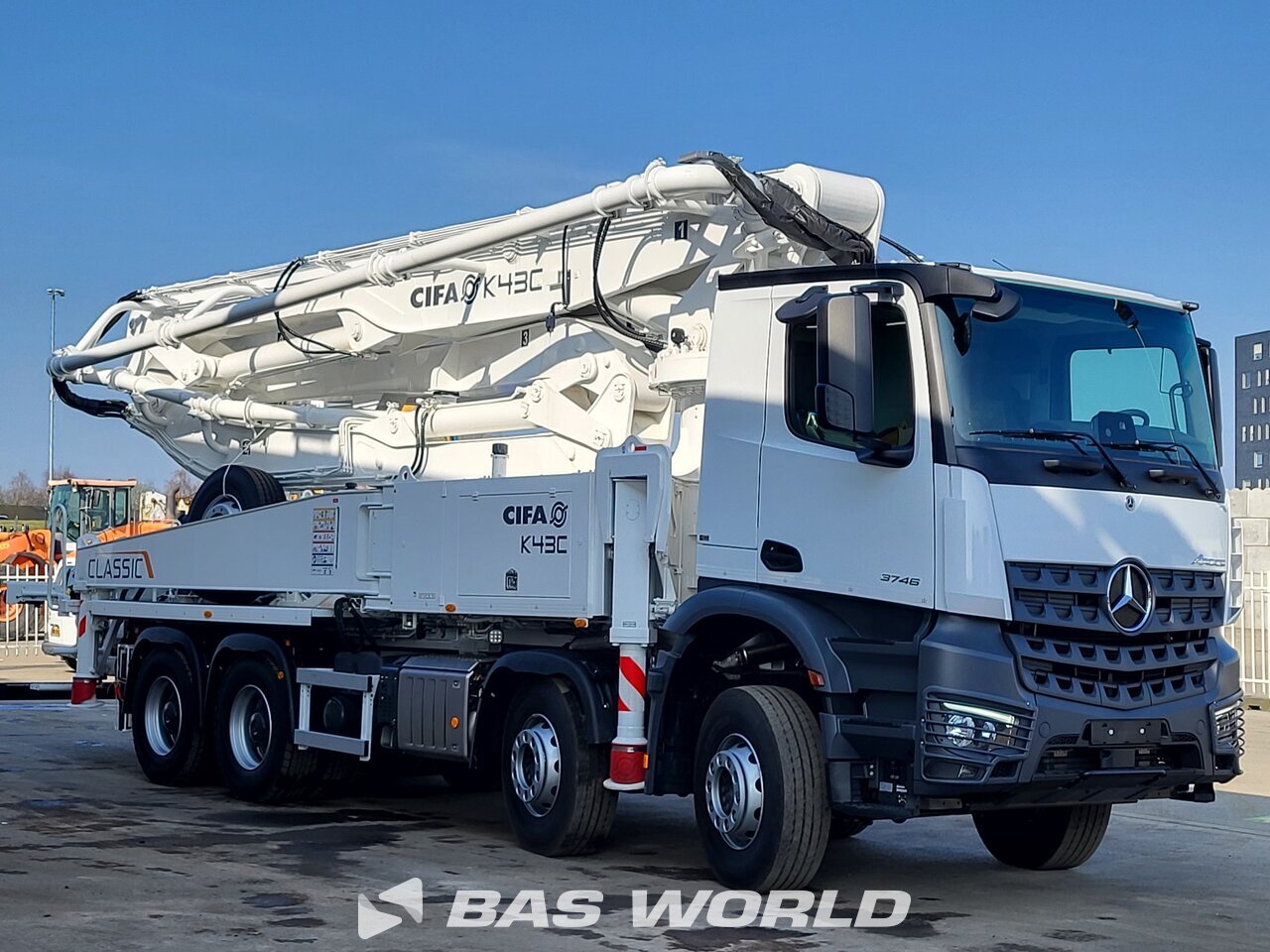 Other : Mercedes Arocs 3746 مضخة أسمنت