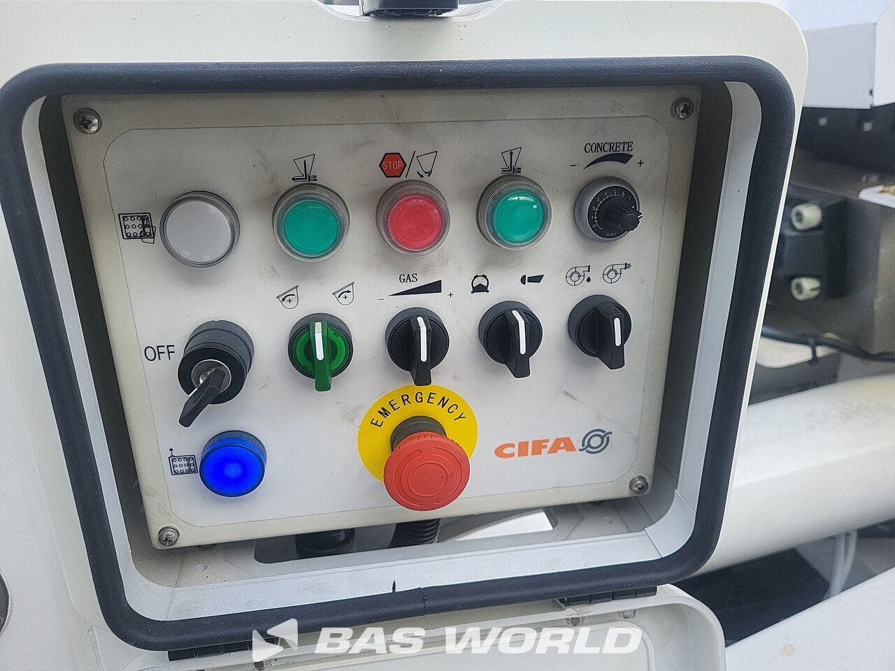 Other : Mercedes Arocs 3746 مضخة أسمنت