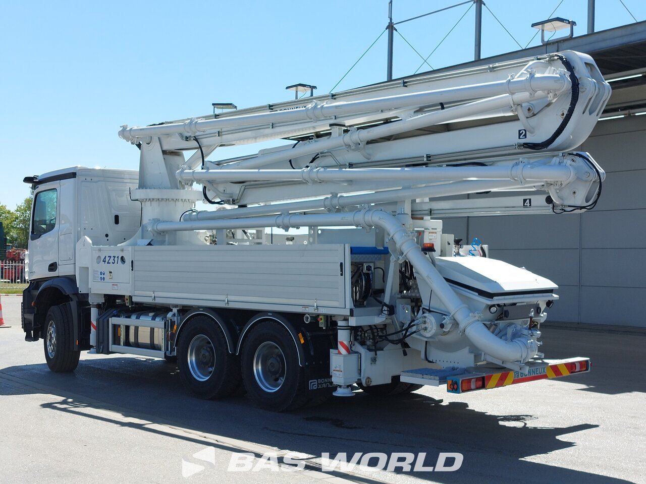 Other : Mercedes Arocs 2843 Concrete pump