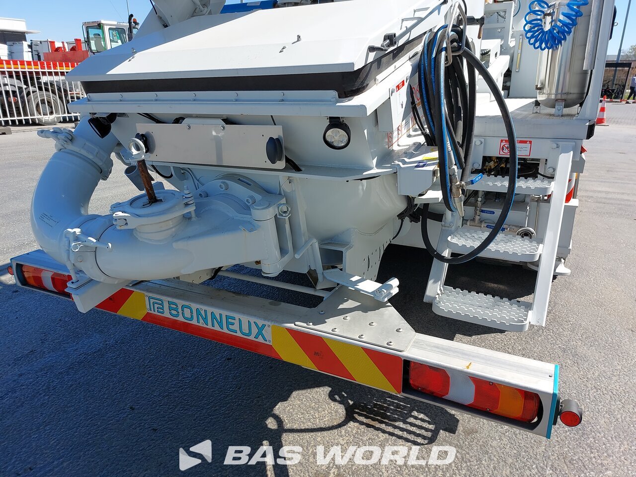 Other : Mercedes Arocs 2843 Concrete pump