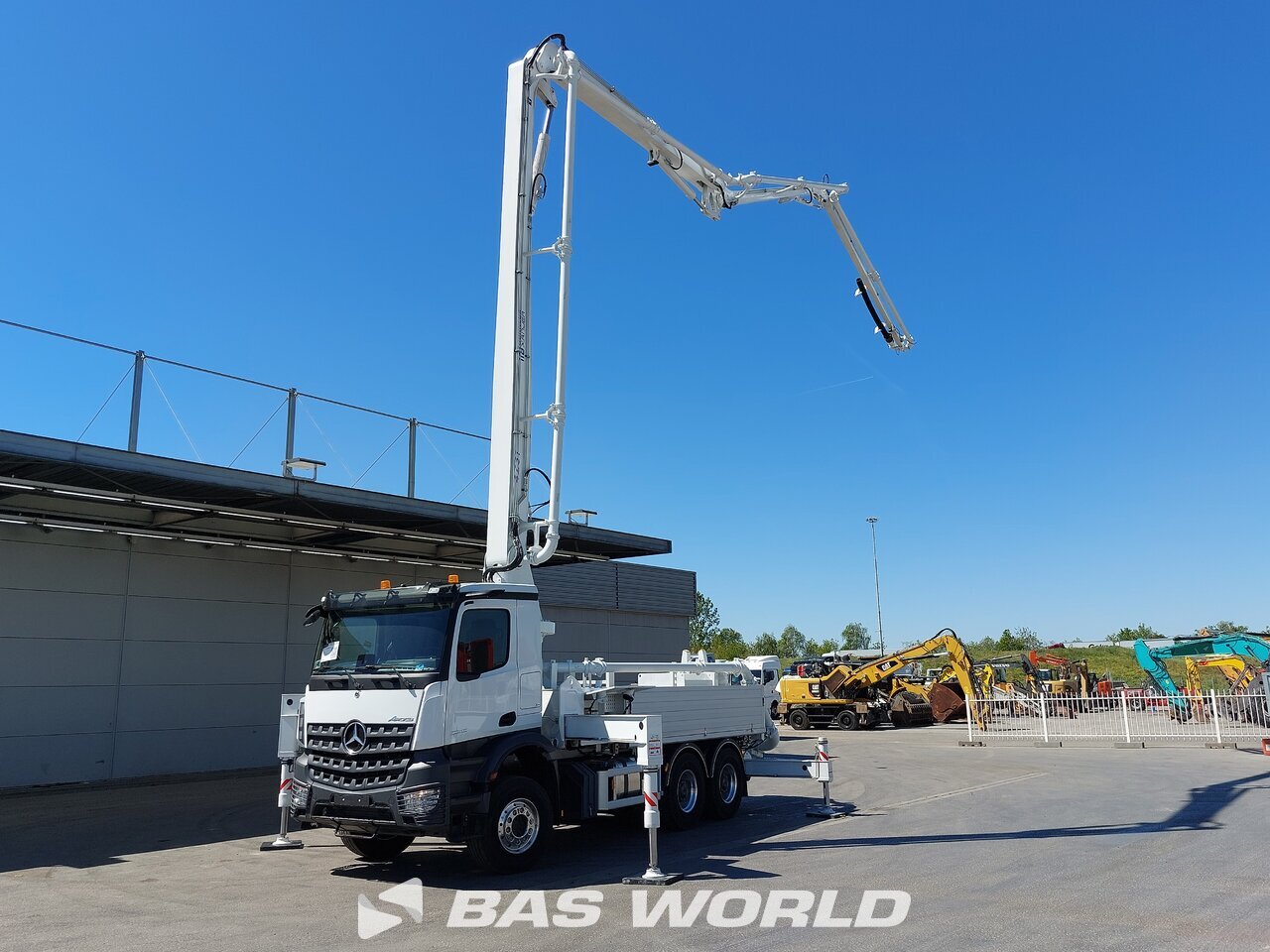 Other : Mercedes Arocs 2843 Concrete pump