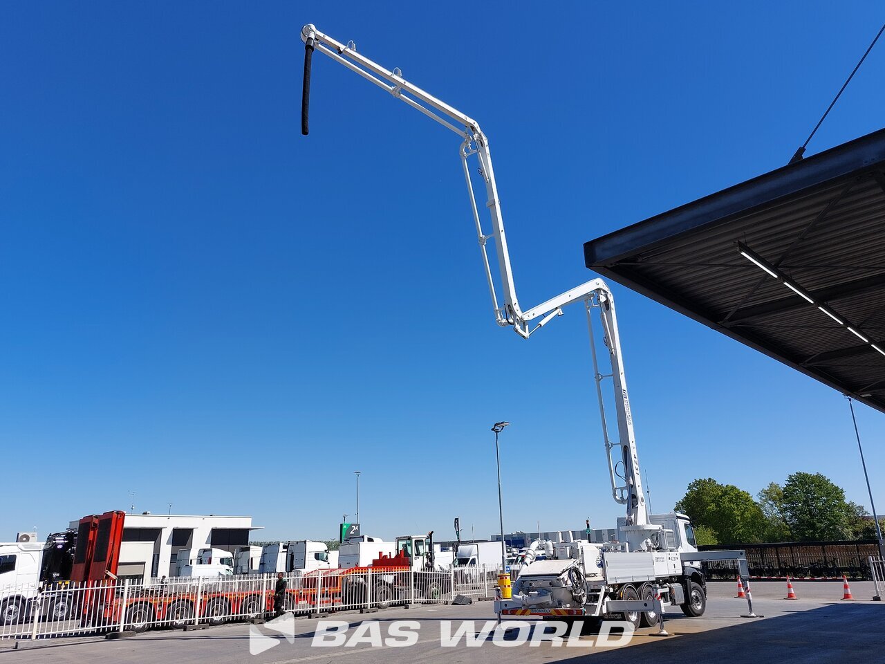 Other : Mercedes Arocs 2843 Concrete pump
