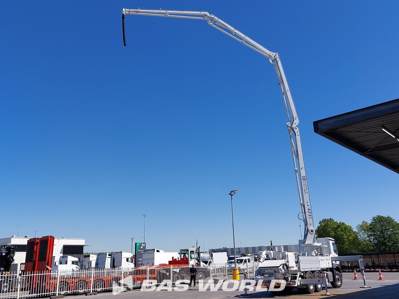 Other : Mercedes Arocs 2843 Concrete pump