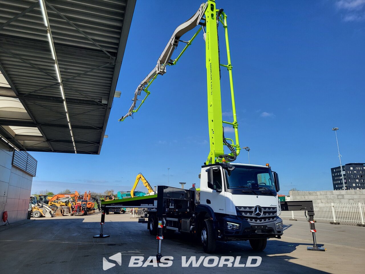 Other : Mercedes Arocs 2840 Concrete pump
