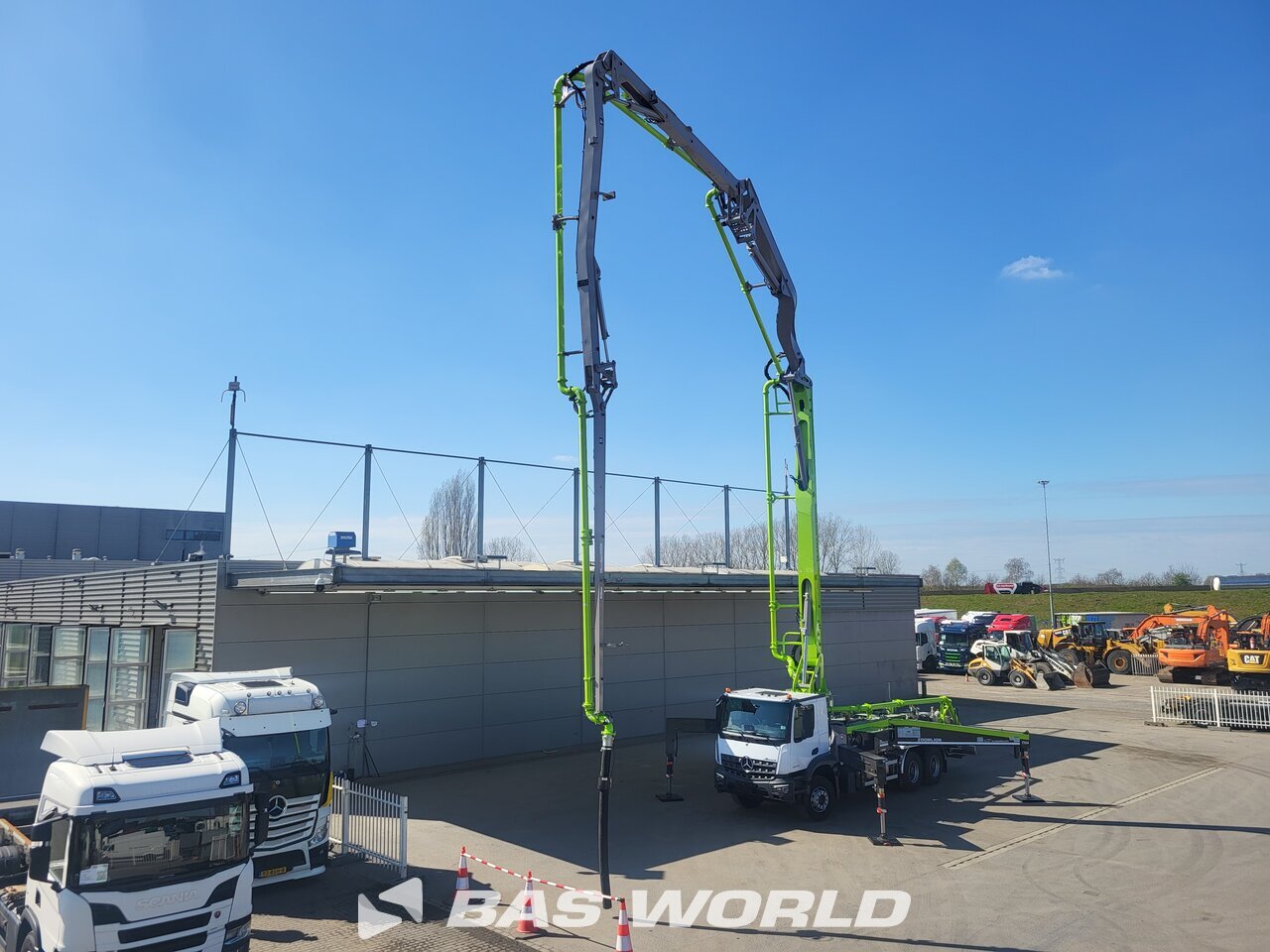 Other : Mercedes Arocs 2840 Concrete pump