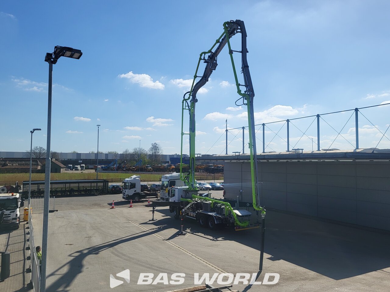 Other : Mercedes Arocs 2840 Concrete pump