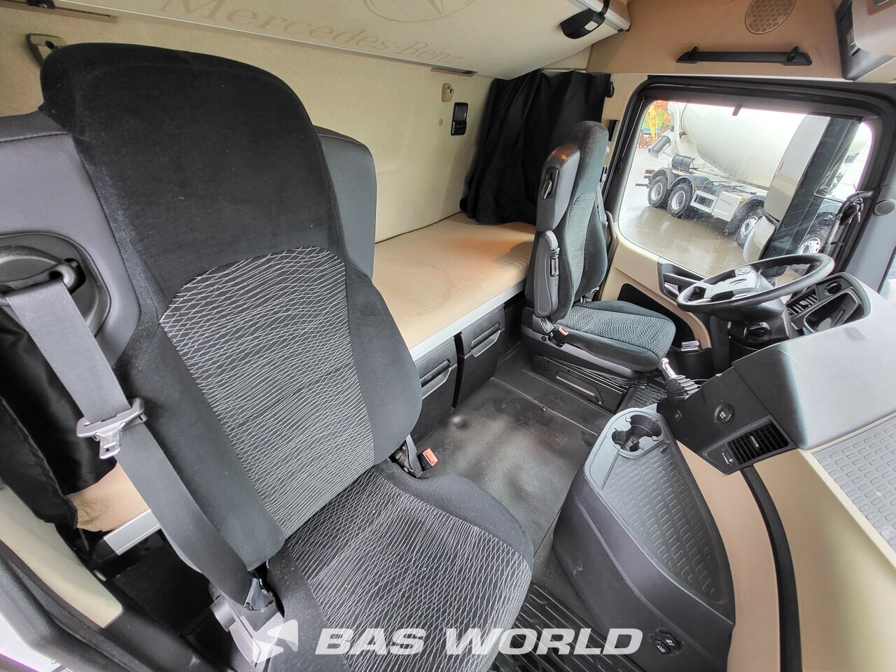 Other : Mercedes Actros 1845 Tractor