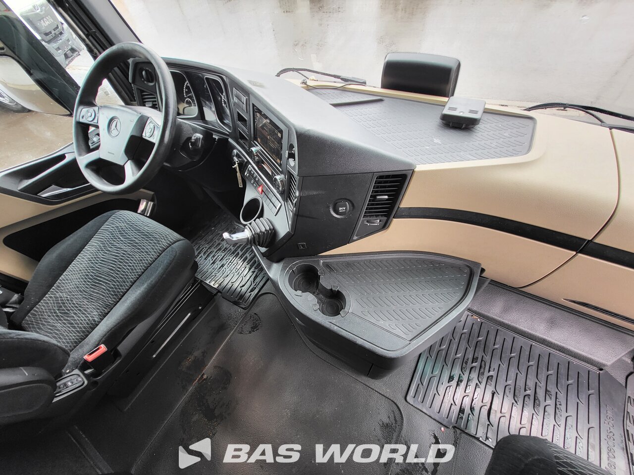 Other : Mercedes Actros 1845 Tractor