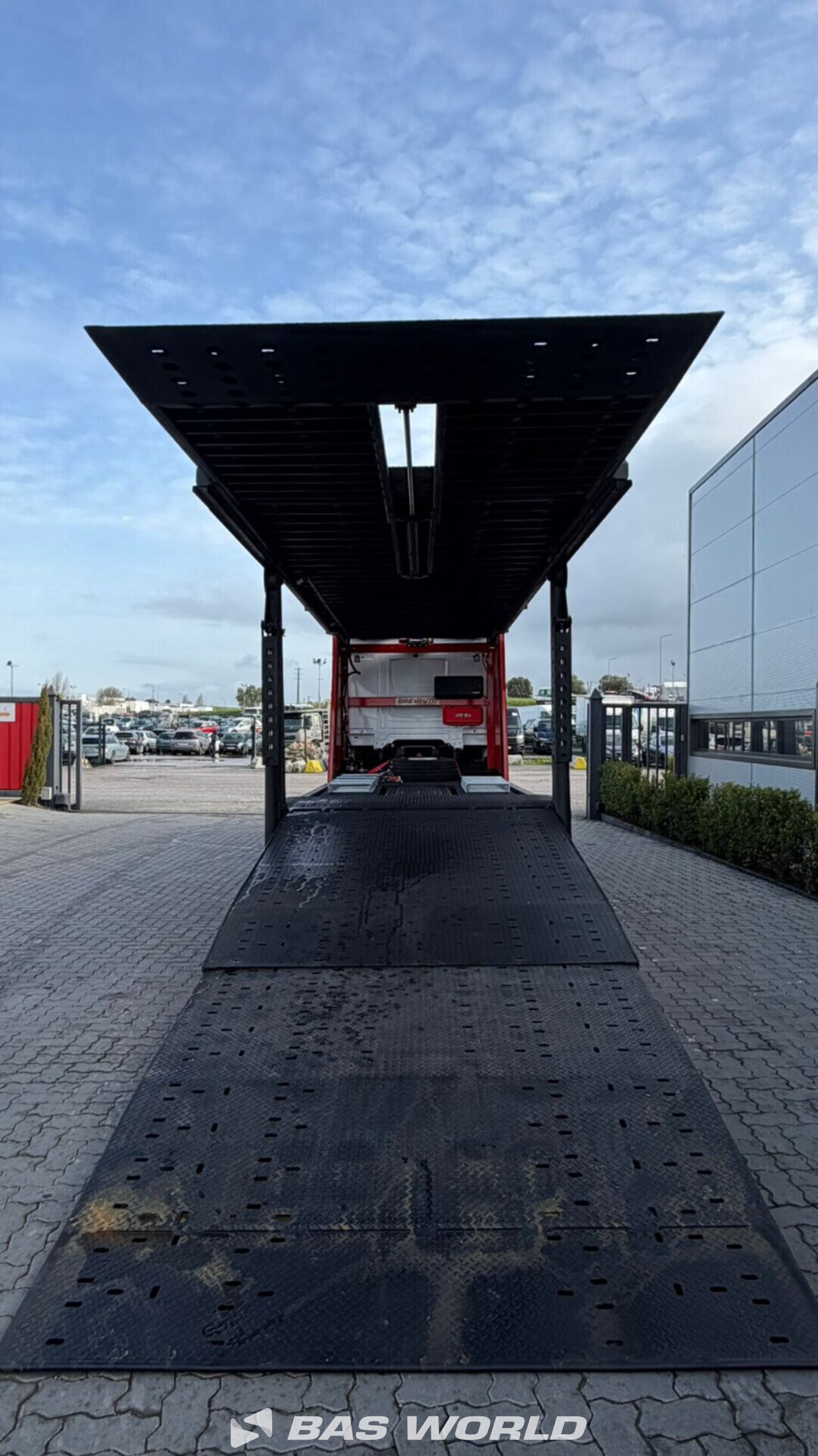 Other : DAF XF 530 Ciężarówka do transportu samochodów osobowych/ciężarowych