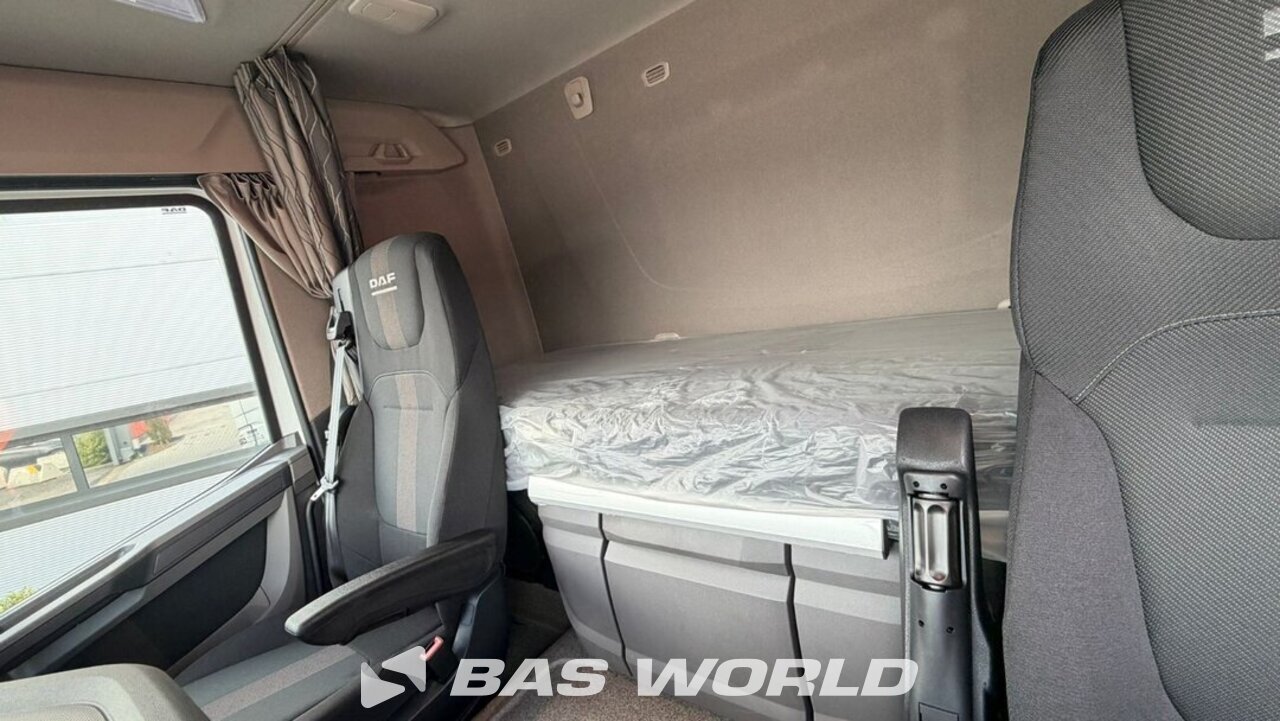 Other : DAF XF 530 Ciężarówka do transportu samochodów osobowych/ciężarowych