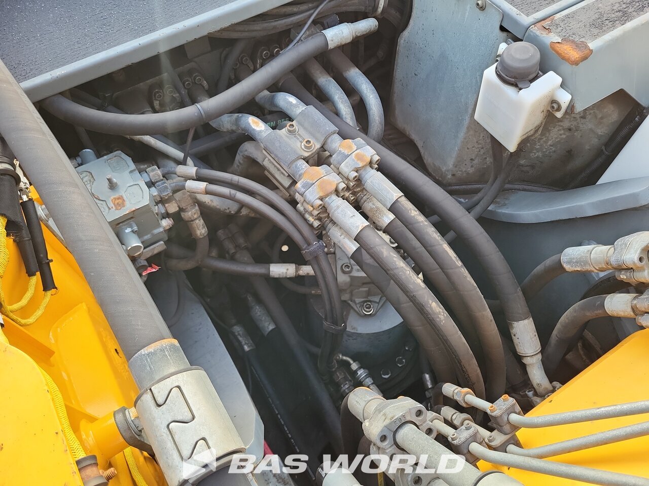 Other : Liebherr R936 LC Bageri gusjeničari