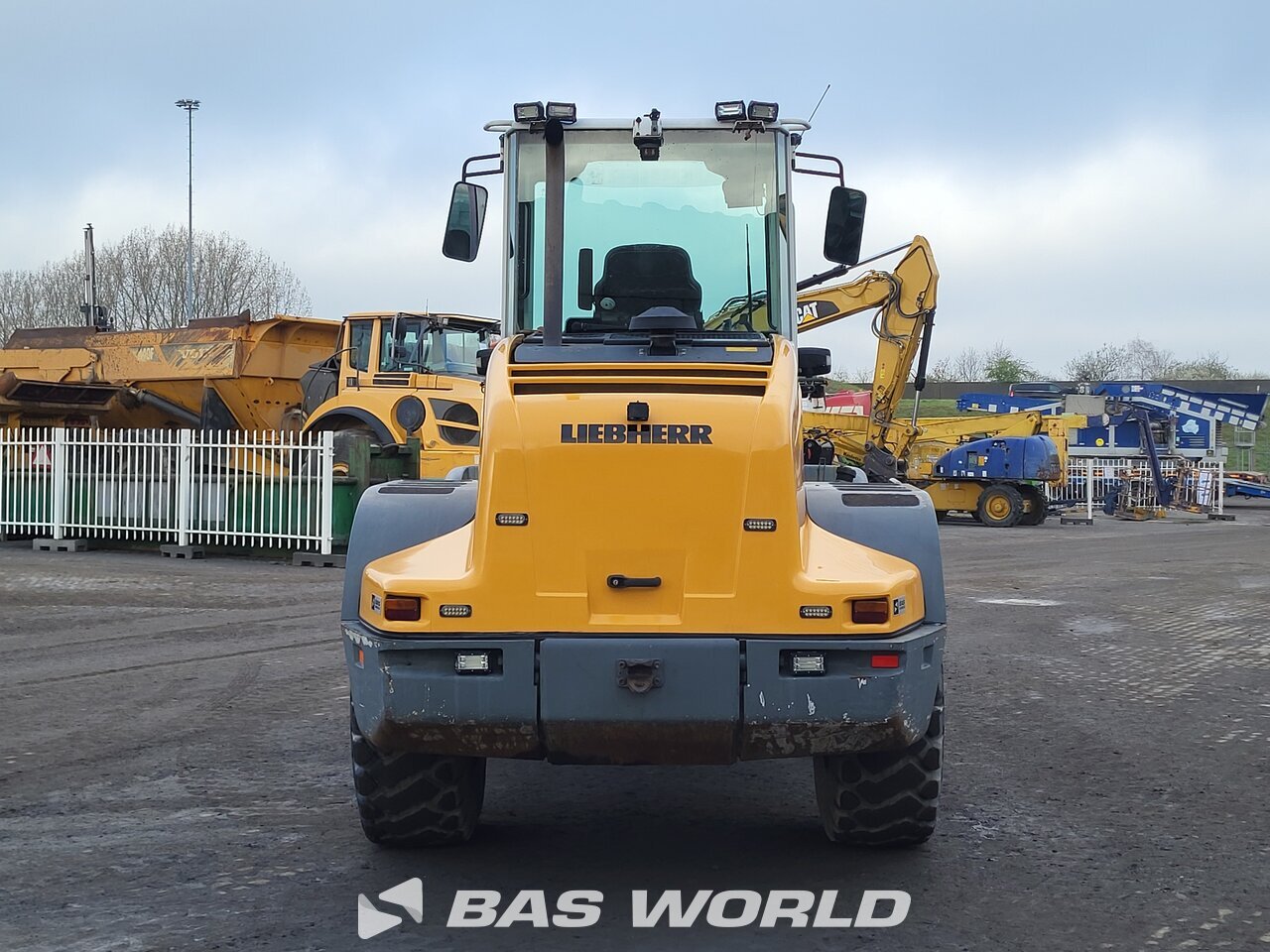 Other : Liebherr جرافات ذات عجلات