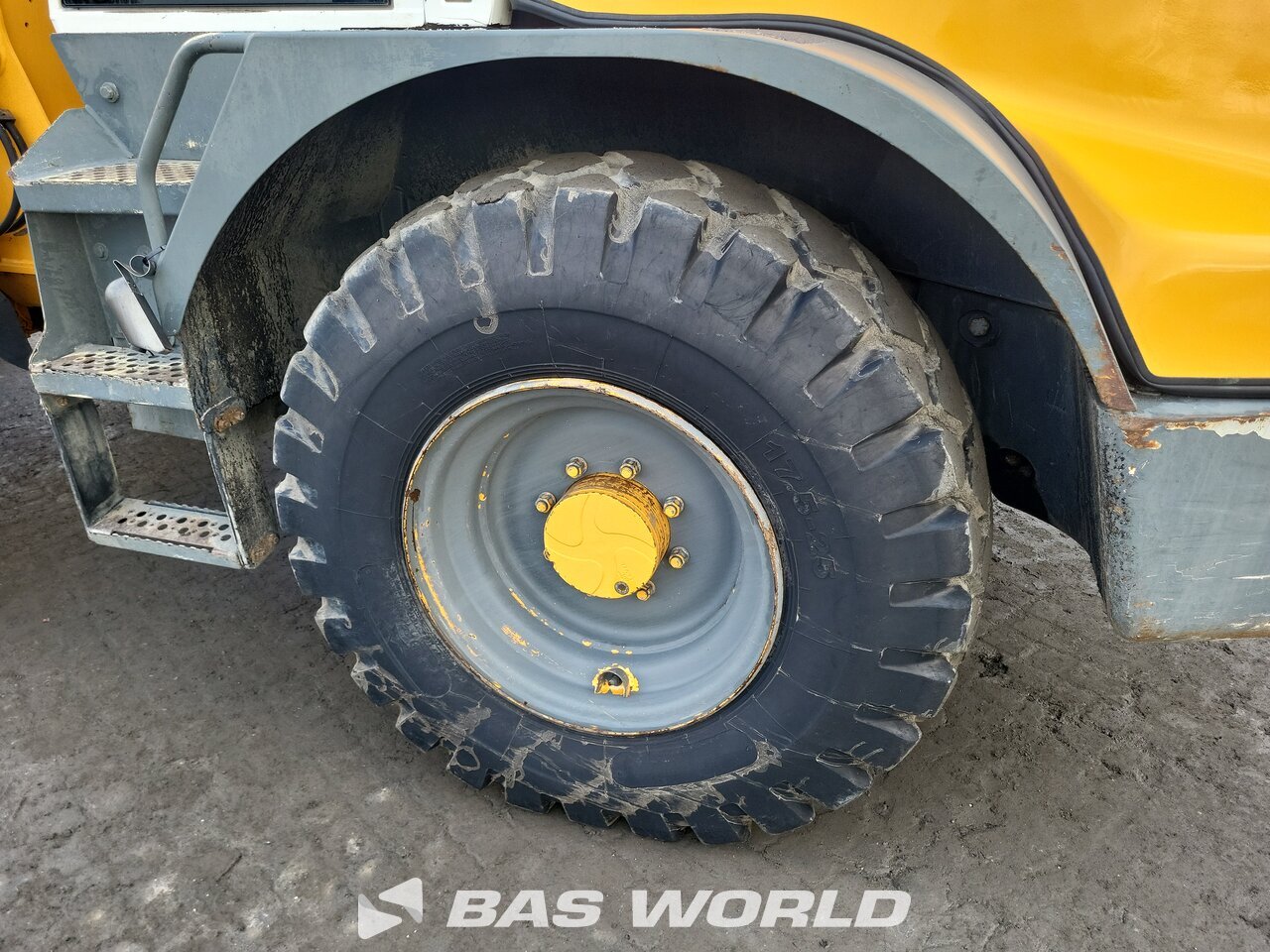 Other : Liebherr جرافات ذات عجلات