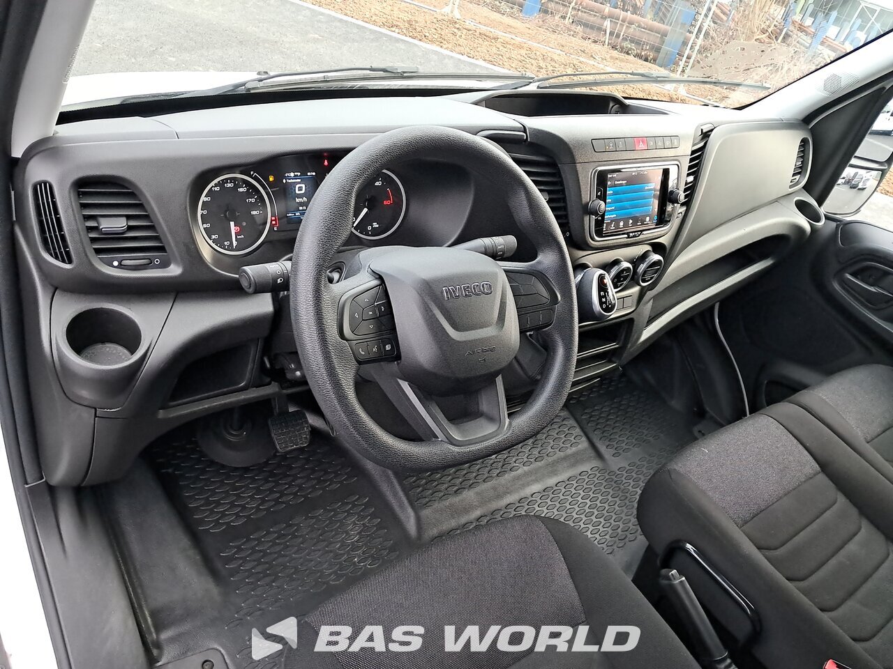 Other : Iveco Daily 35S16 Stängda lastbilskarosser