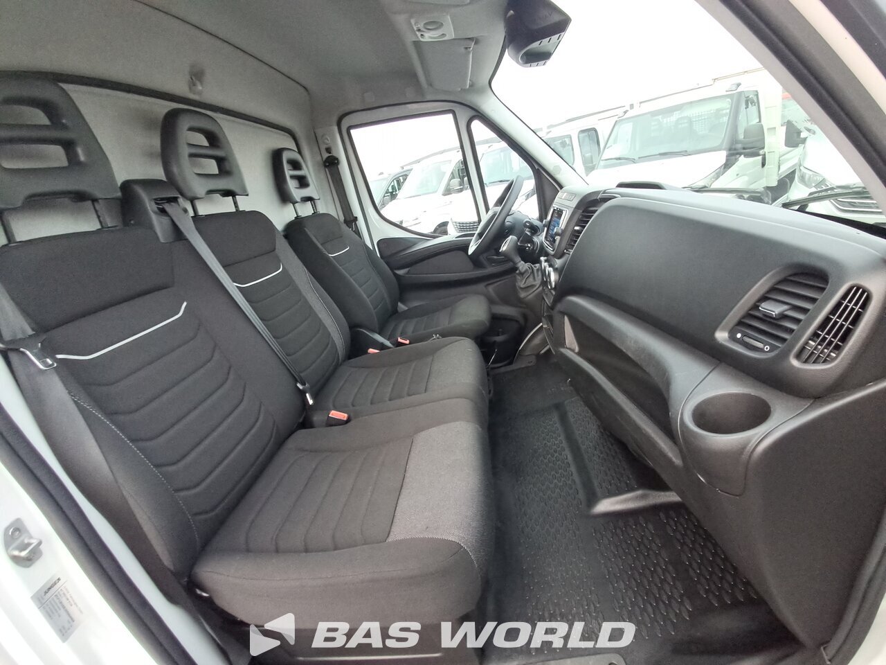 Other : Iveco Daily 35S16 Stängda lastbilskarosser