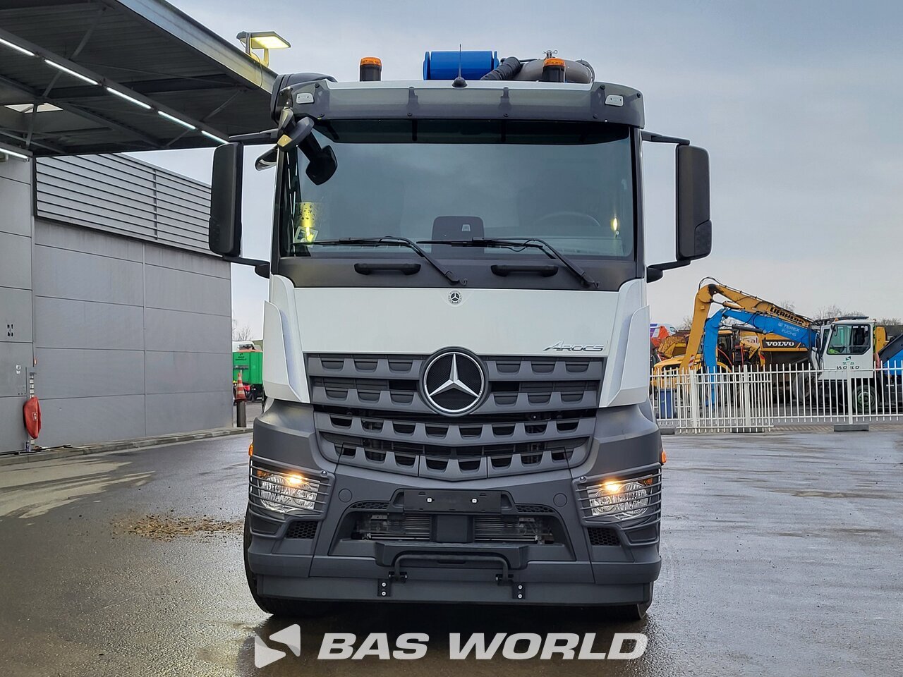 Other : Mercedes Arocs 4151 Concrete pump