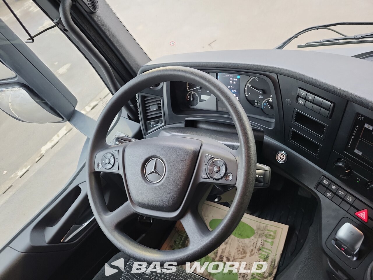Other : Mercedes Arocs 4151 Concrete pump
