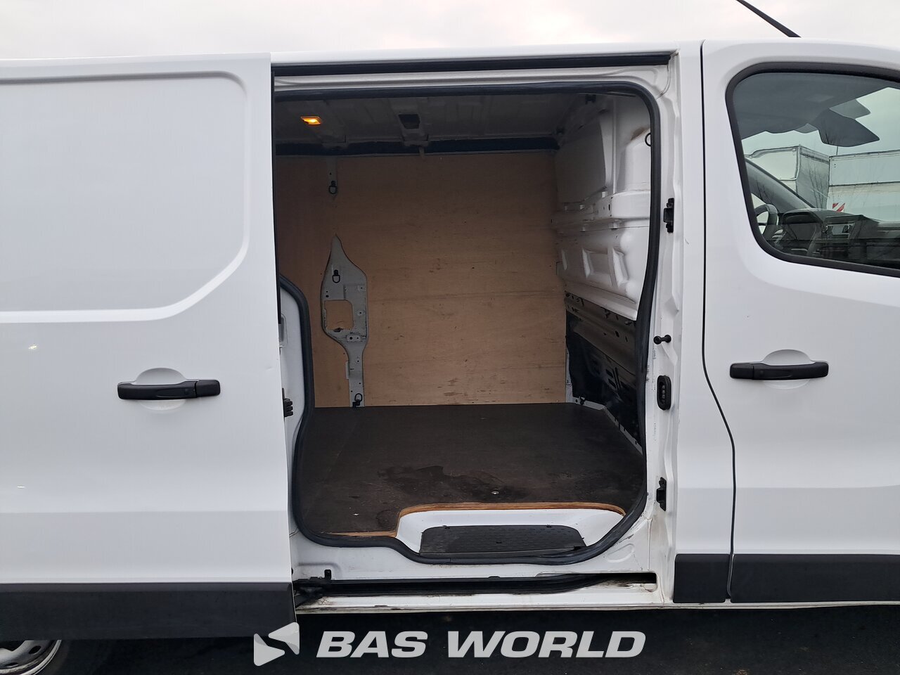 Other : Renault Trafic 130pk Furgoneta cerrada