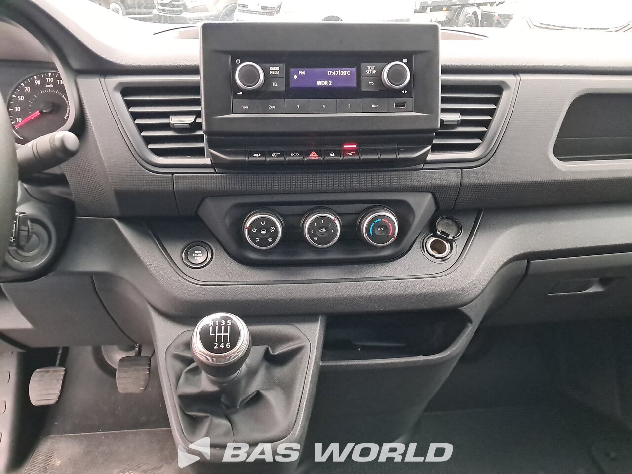 Other : Renault Trafic 130pk Furgoneta cerrada