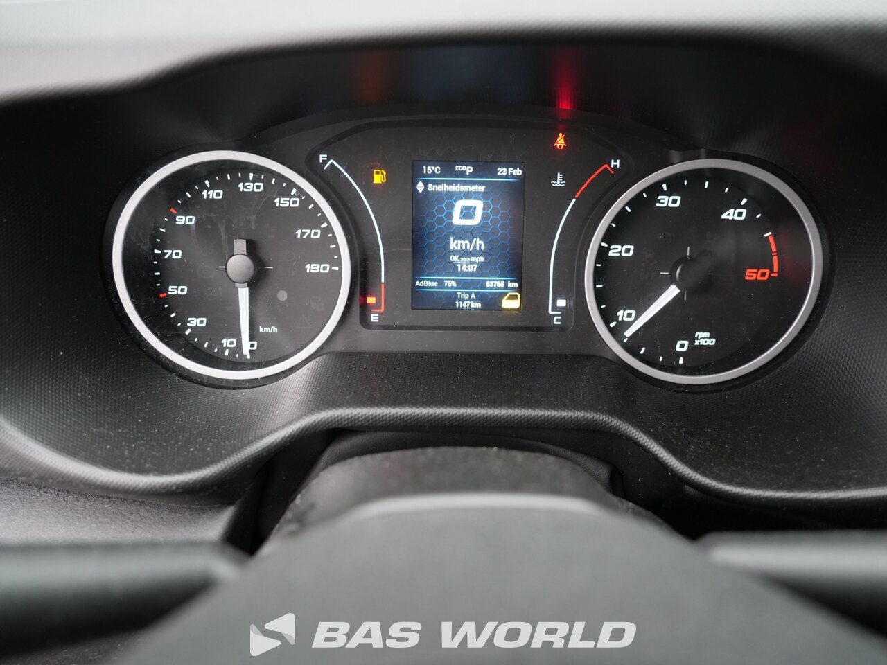 Other : Iveco Daily 35S16 شاحنة خفيفة بصندوق مغلق
