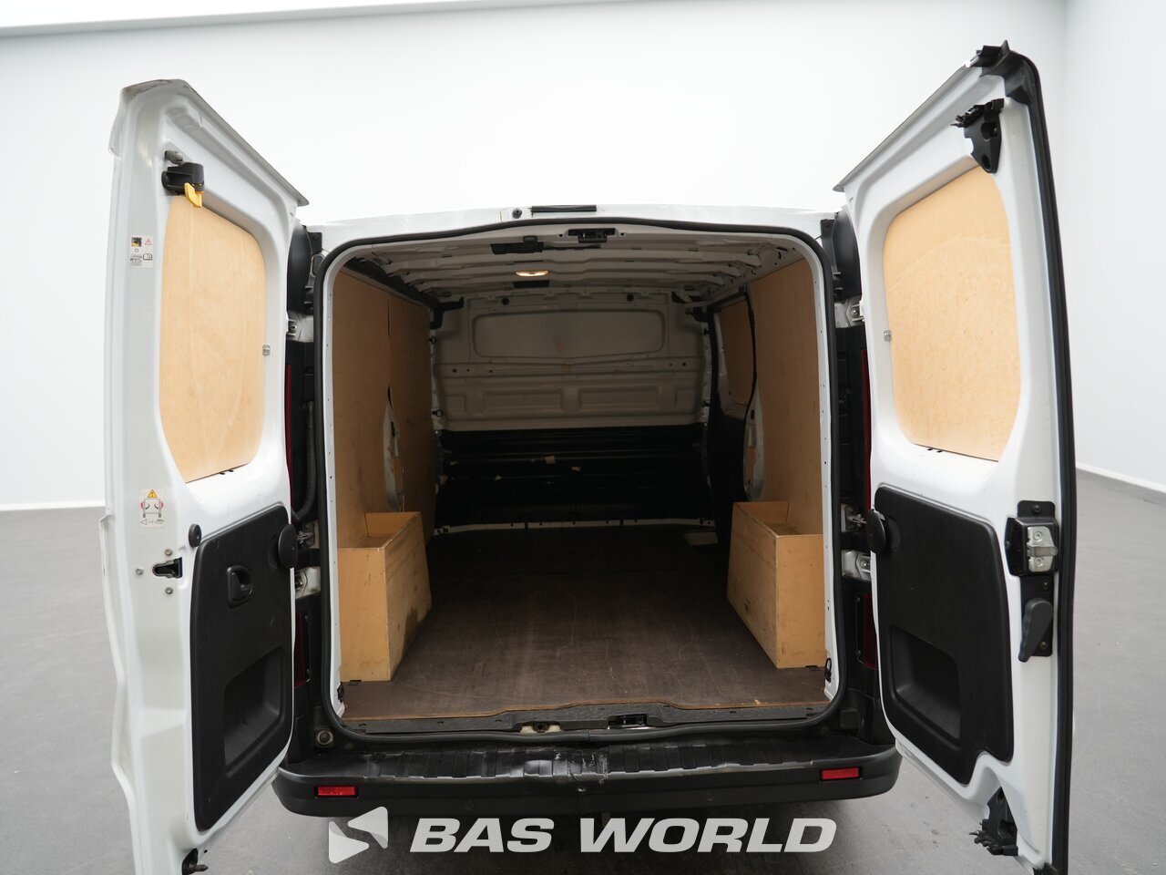 Other : Renault Trafic 130pk Suljettu pakettiauto
