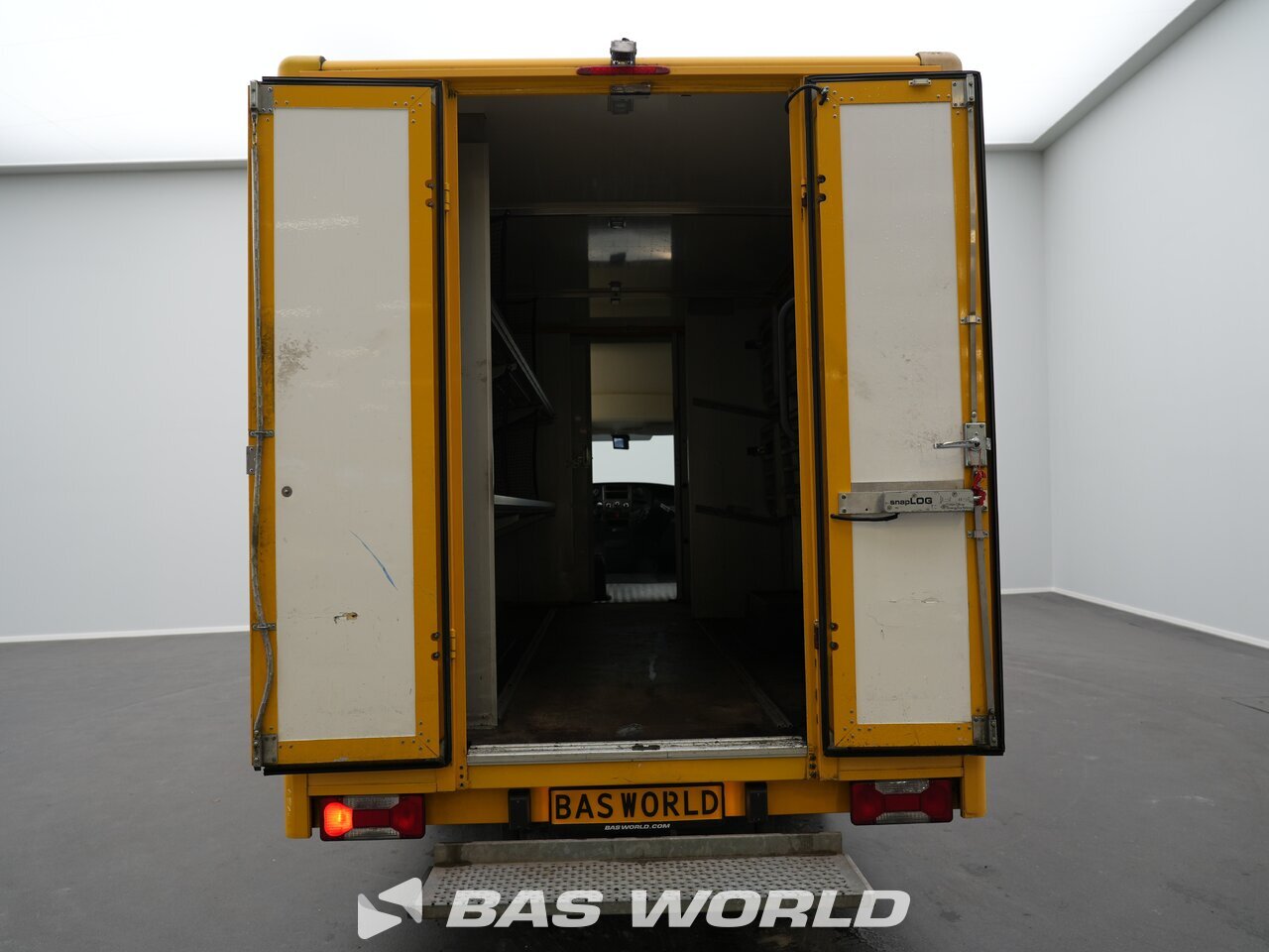 Other : Iveco Daily 35S11 Containere pentru