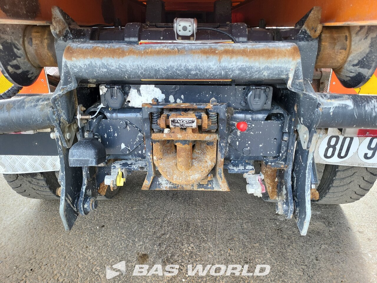 Other : Iveco Trakker 450 camion à bras