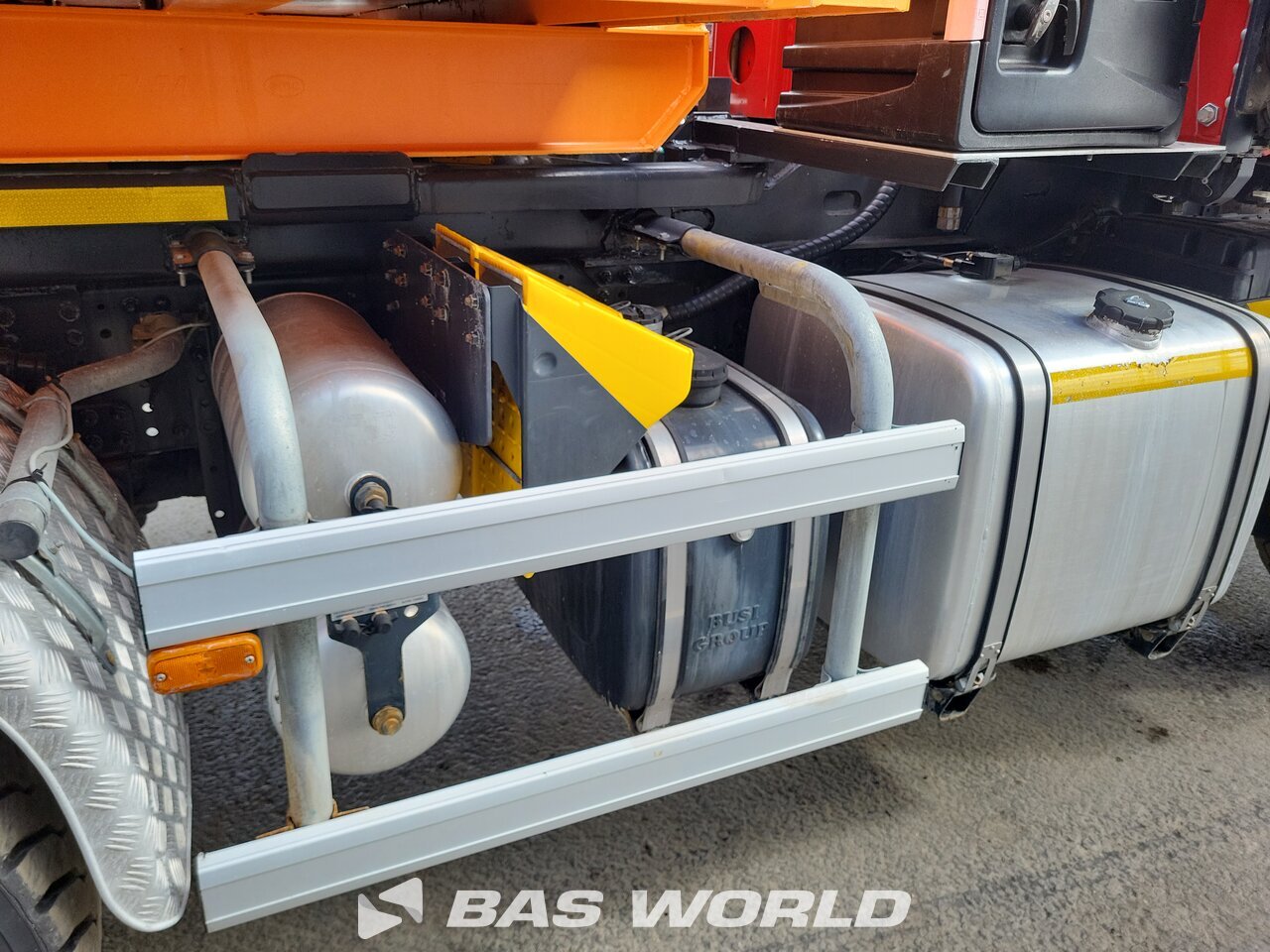 Other : Iveco Trakker 450 camion à bras