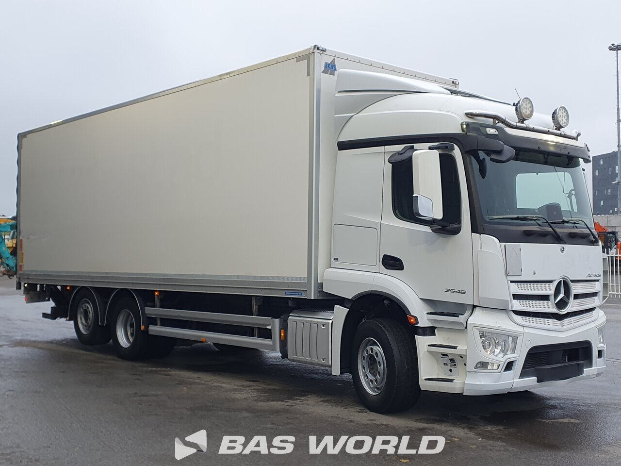 Other : Mercedes Actros 2546 شاحنة الجسم الصندوقي