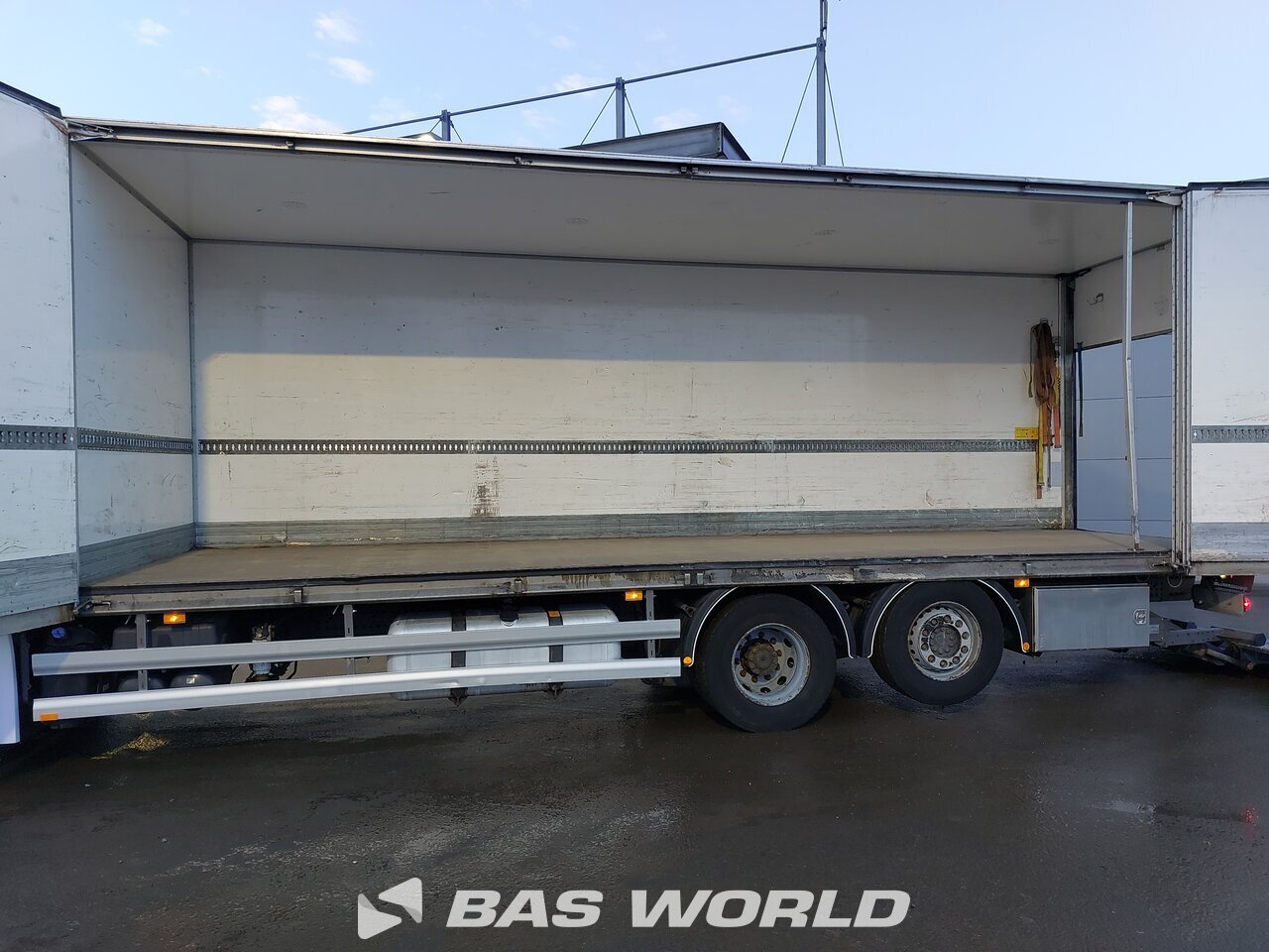 Other : Mercedes Actros 2546 شاحنة الجسم الصندوقي