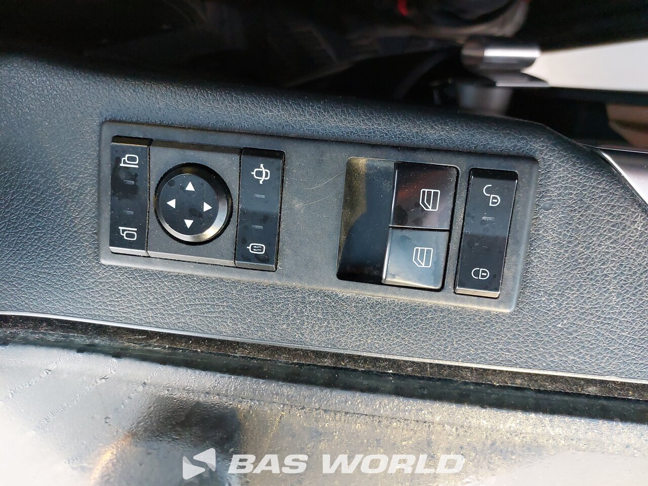 Other : Mercedes Actros 2546 شاحنة الجسم الصندوقي