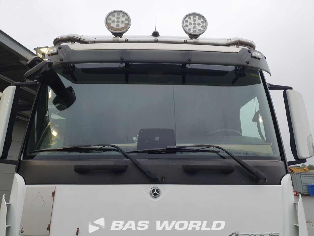 Other : Mercedes Actros 2546 شاحنة الجسم الصندوقي