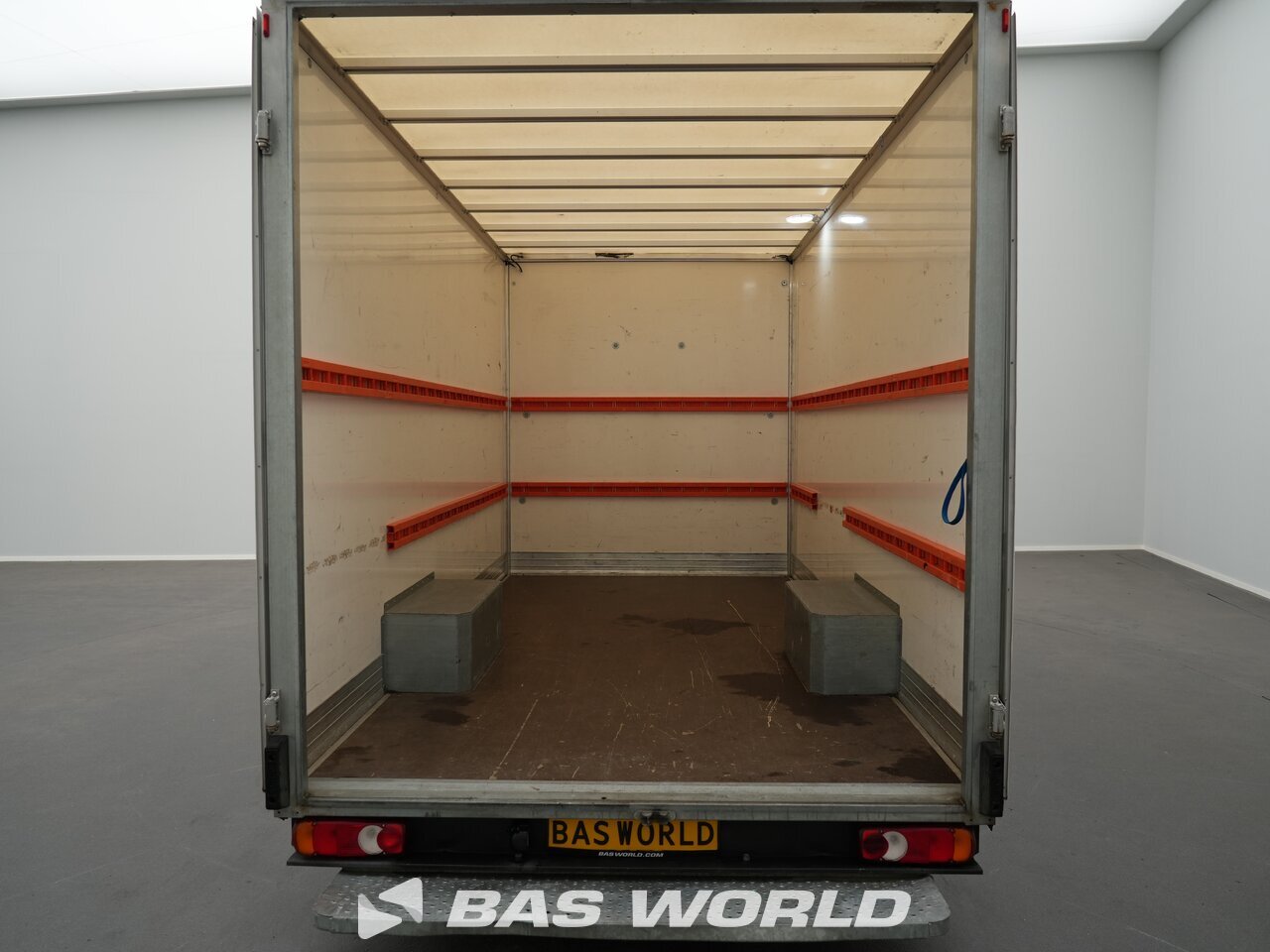Other : Renault Master 145PK Box body