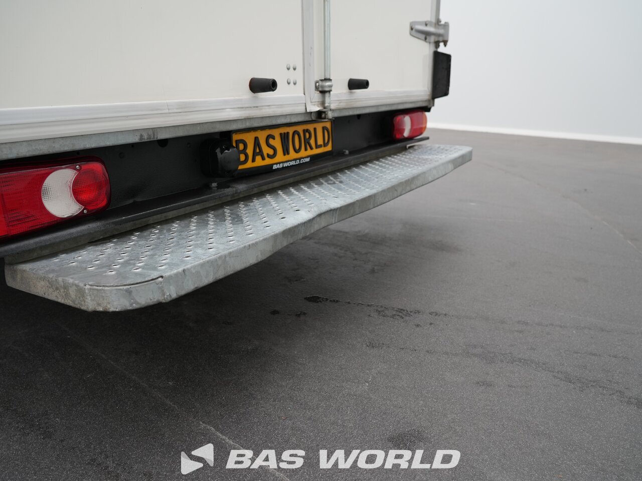 Other : Renault Master 145PK Box body