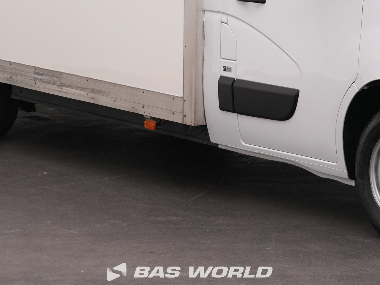 Other : Renault Master 145PK Box body
