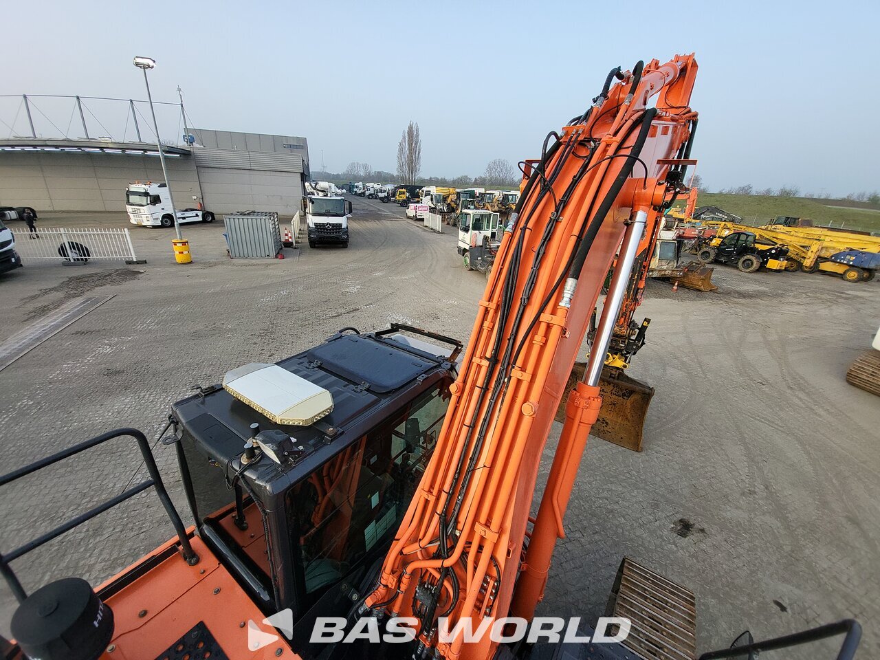 Other : Hitachi ZX300 LC -6 Bandgrävare