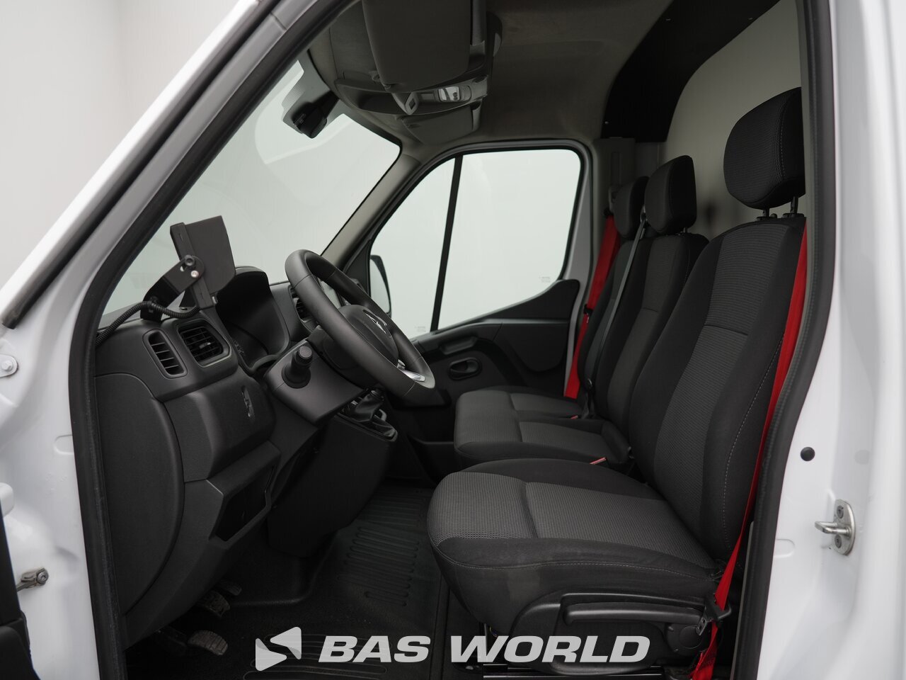 Other : Renault Master 145PK Box body