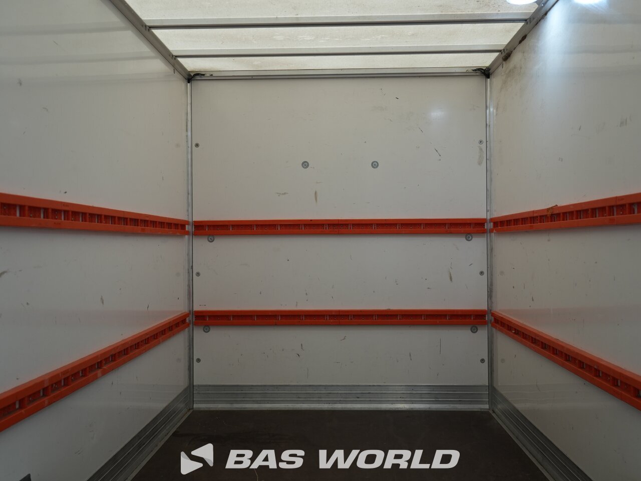Other : Renault Master 145PK Box body