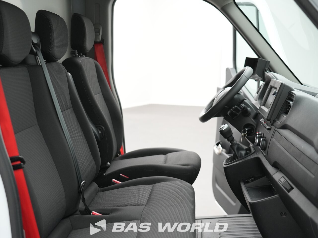 Other : Renault Master 145PK Box body