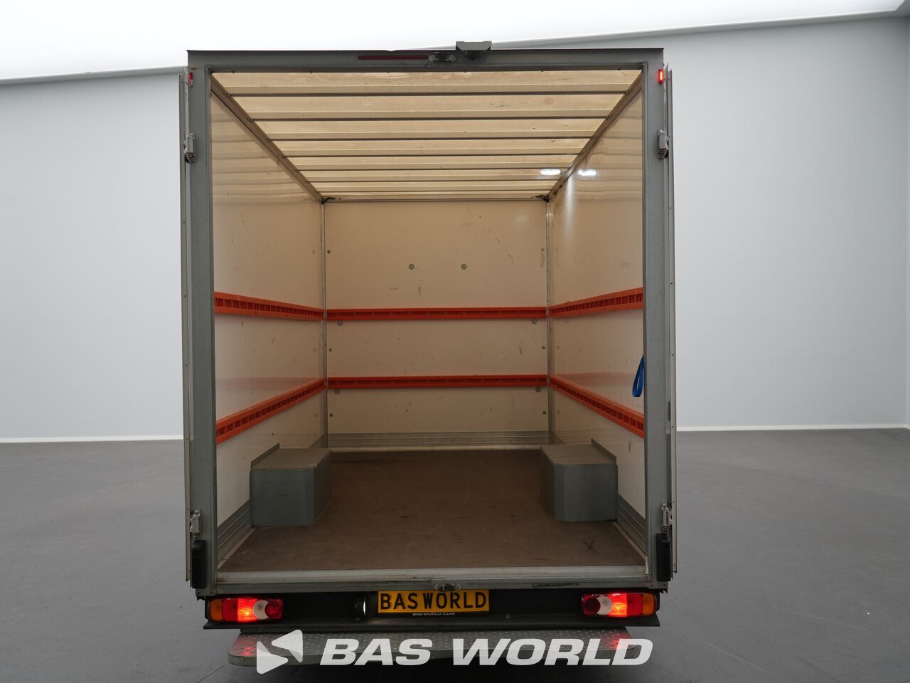 Other : Renault Master 145PK Box body