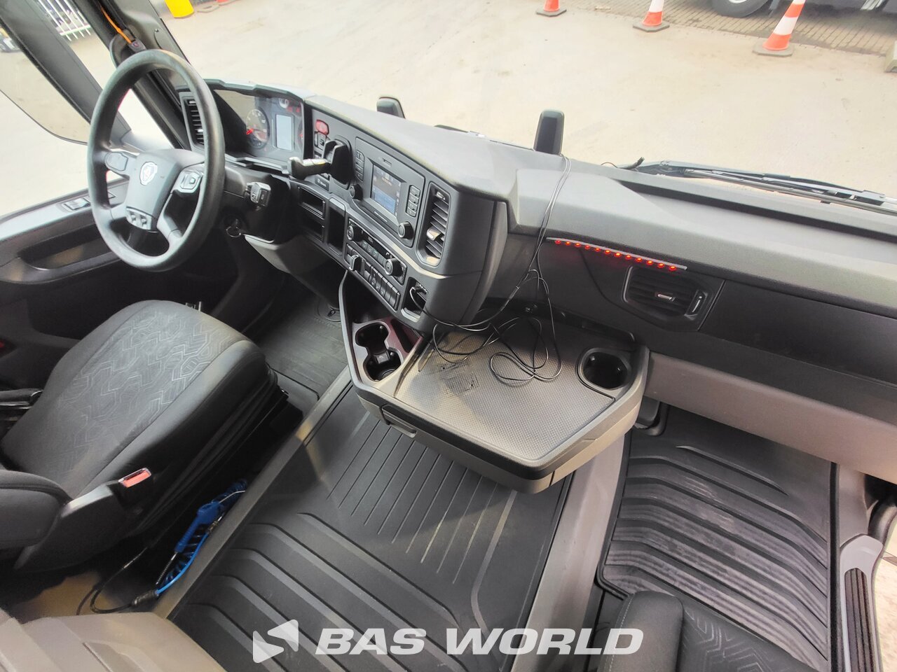 Other : Scania R410 Swap body trucks