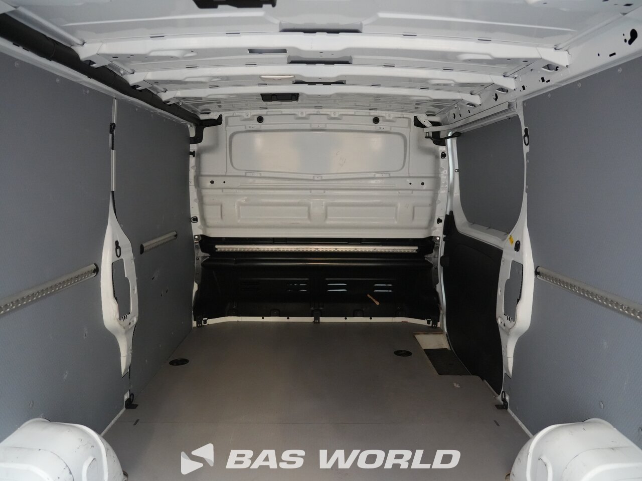 Other : Renault Trafic 130pk Suljettu pakettiauto