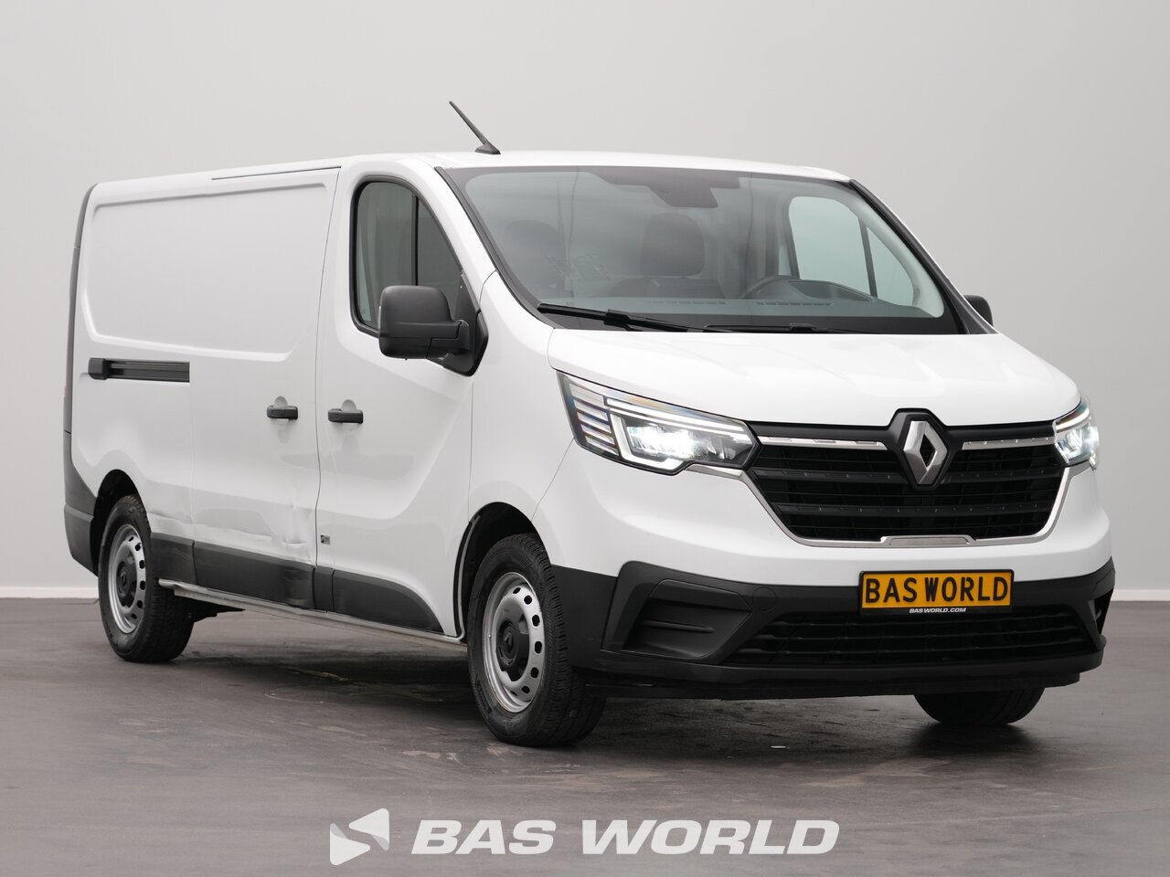 Other : Renault Trafic 130pk Suljettu pakettiauto