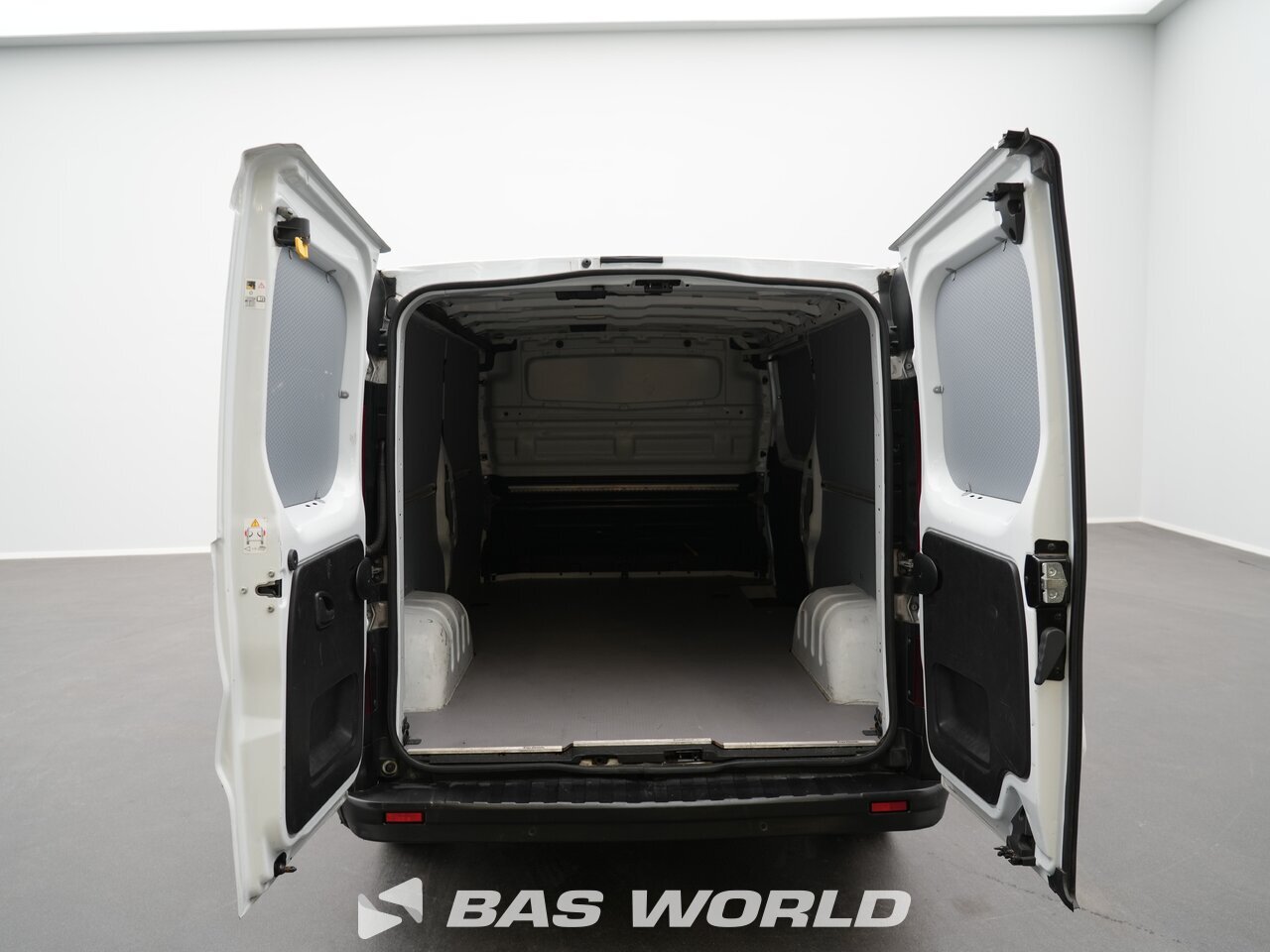 Other : Renault Trafic 130pk Suljettu pakettiauto