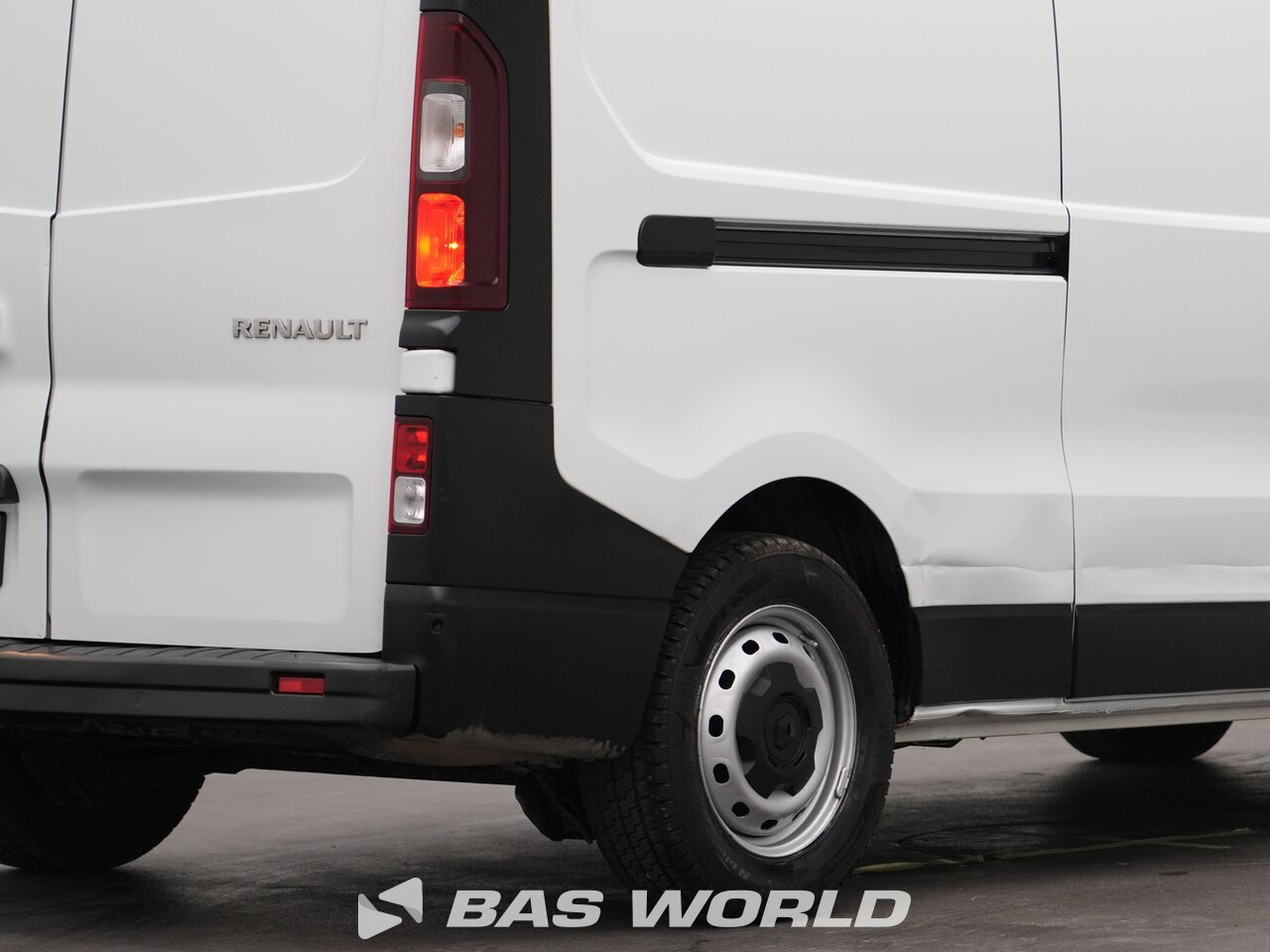 Other : Renault Trafic 130pk Suljettu pakettiauto