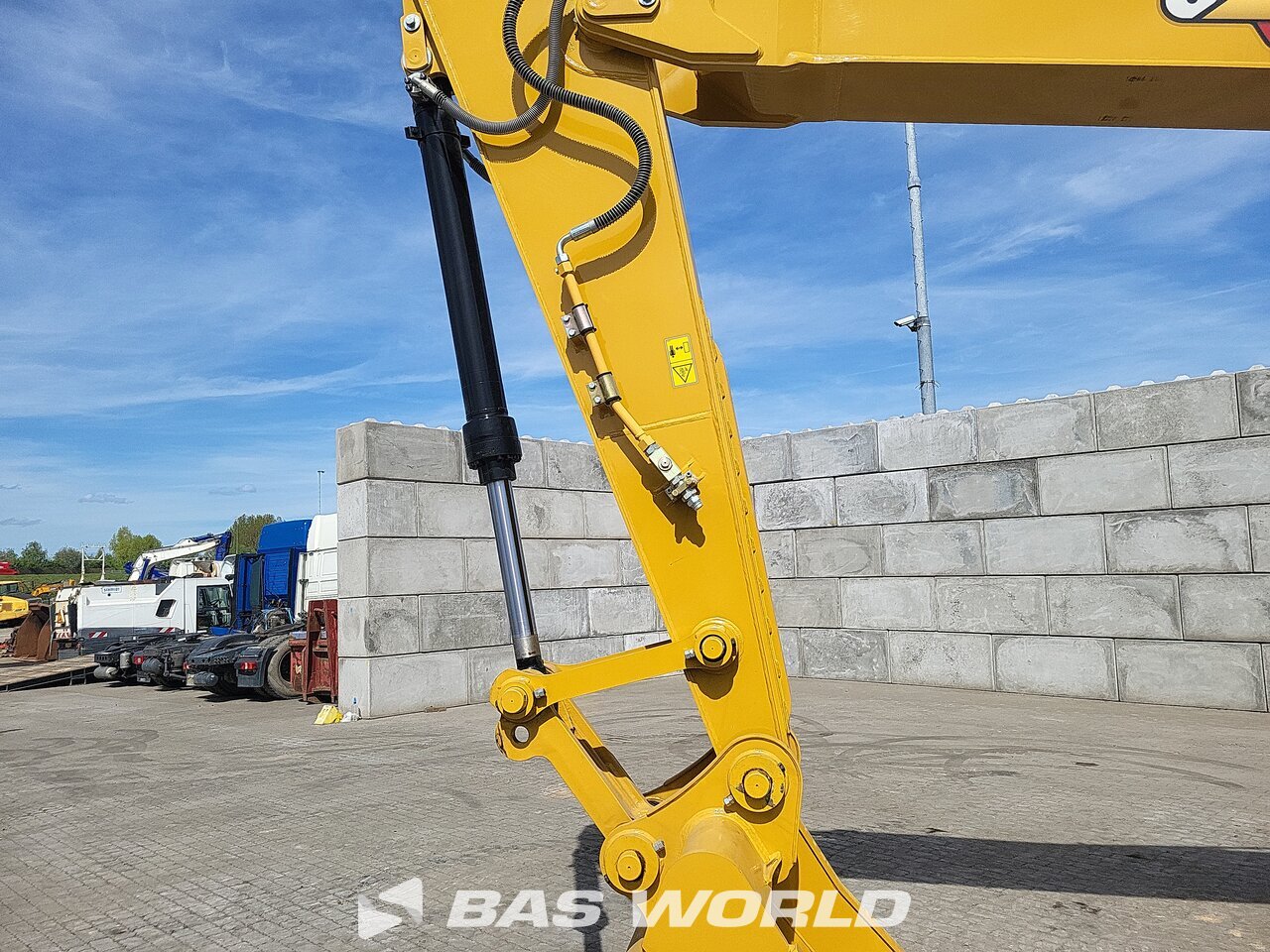 Other : Caterpillar 323 D3 Excavadora de cadenas