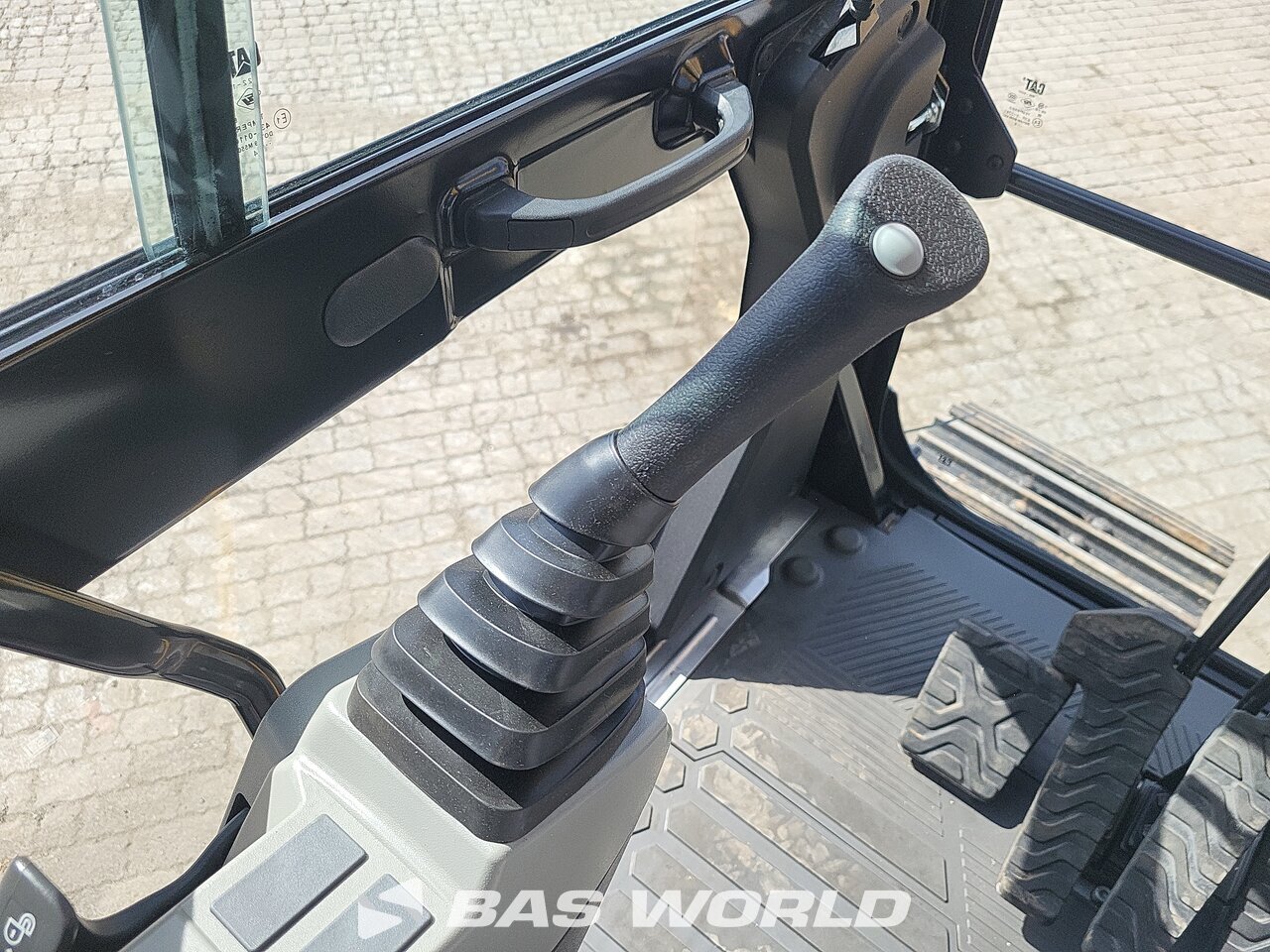 Other : Caterpillar 323 D3 Excavadora de cadenas